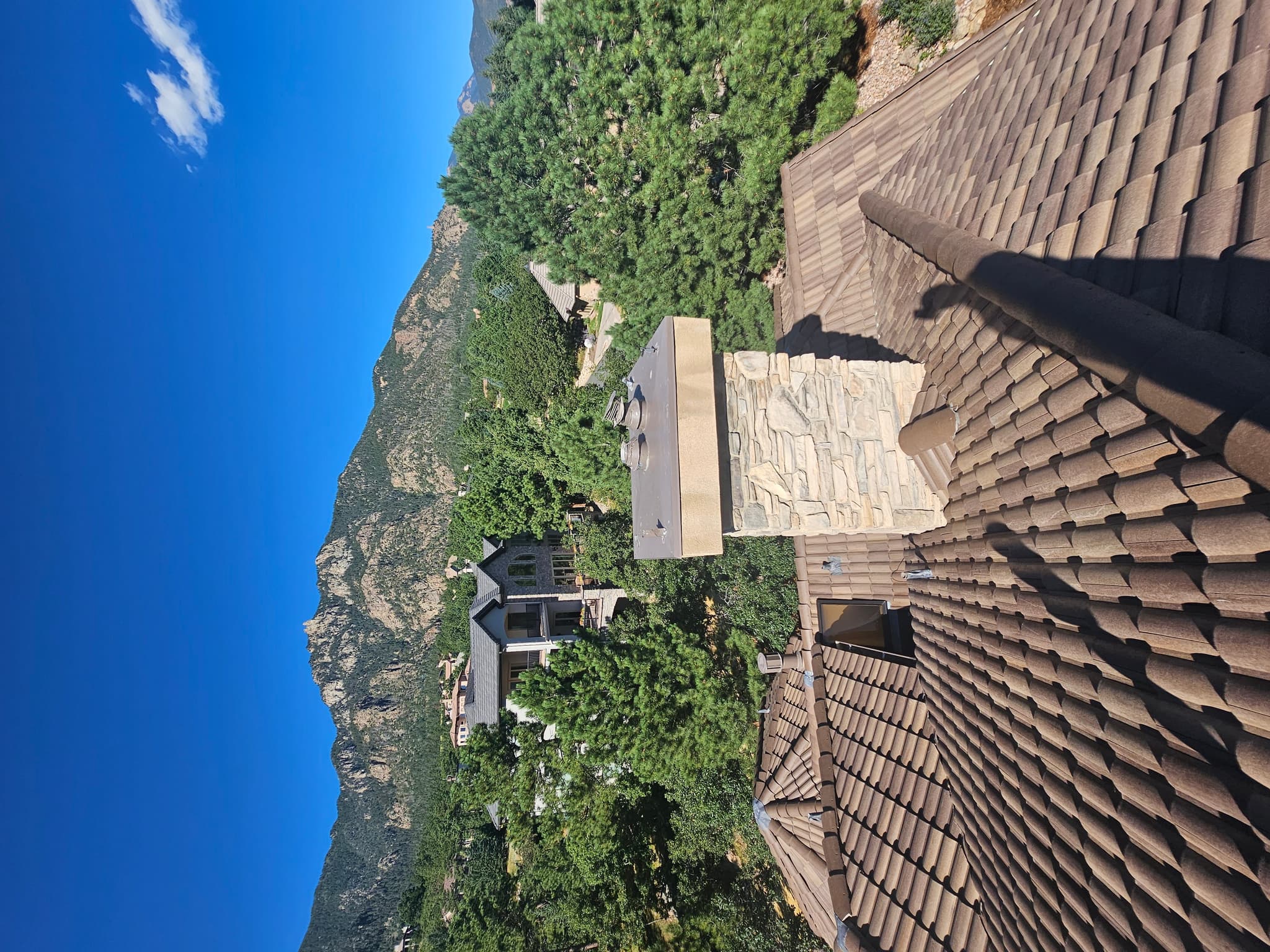 Tile roofing work
