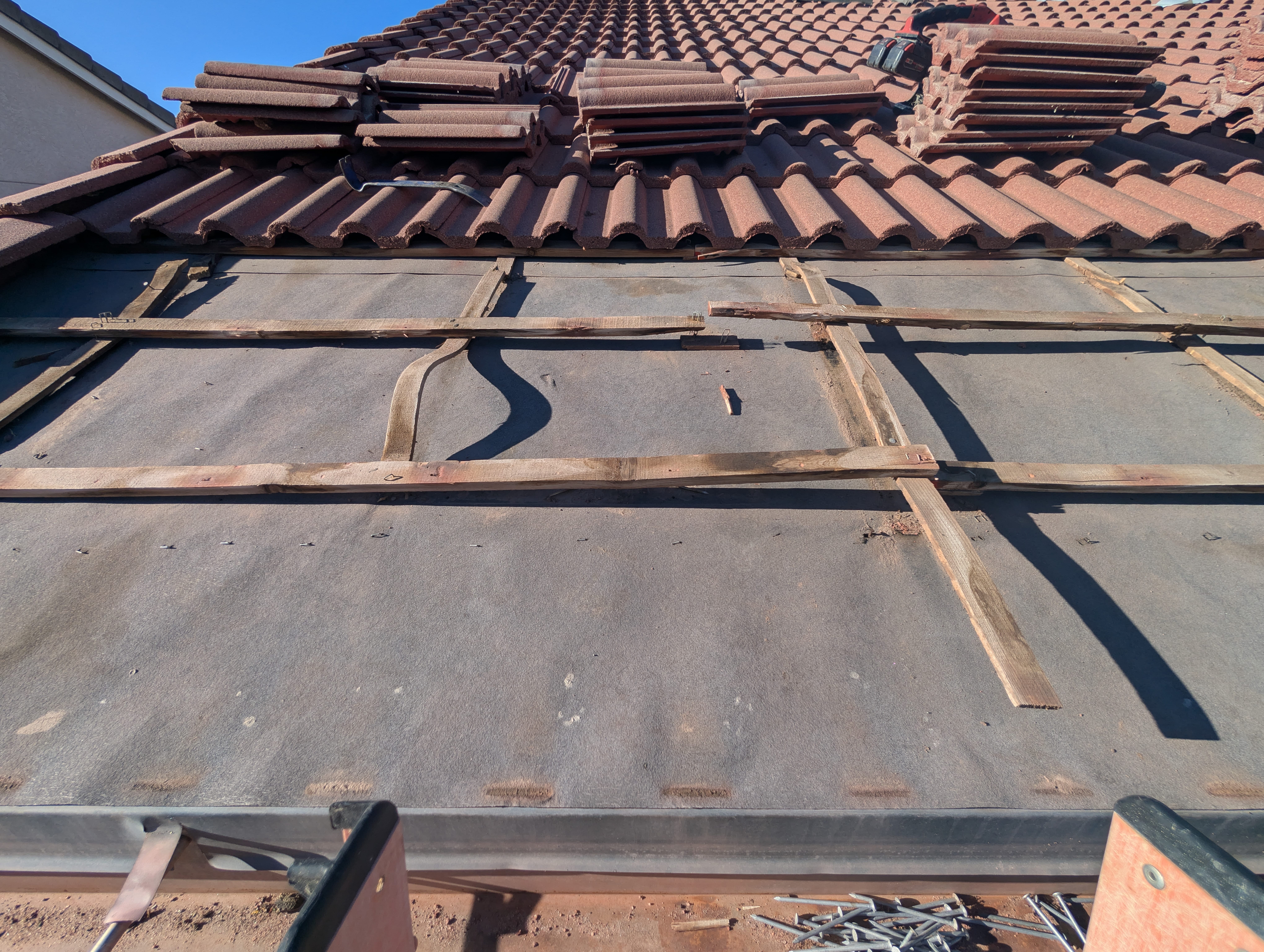 Tile roof